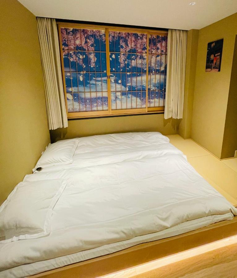 אוסקה 東瀛stays 501箱根 お洒落な和洋室 מראה חיצוני תמונה