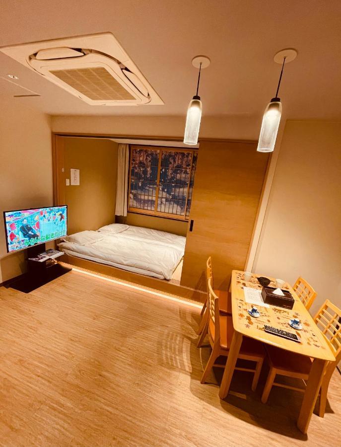 אוסקה 東瀛stays 501箱根 お洒落な和洋室 מראה חיצוני תמונה